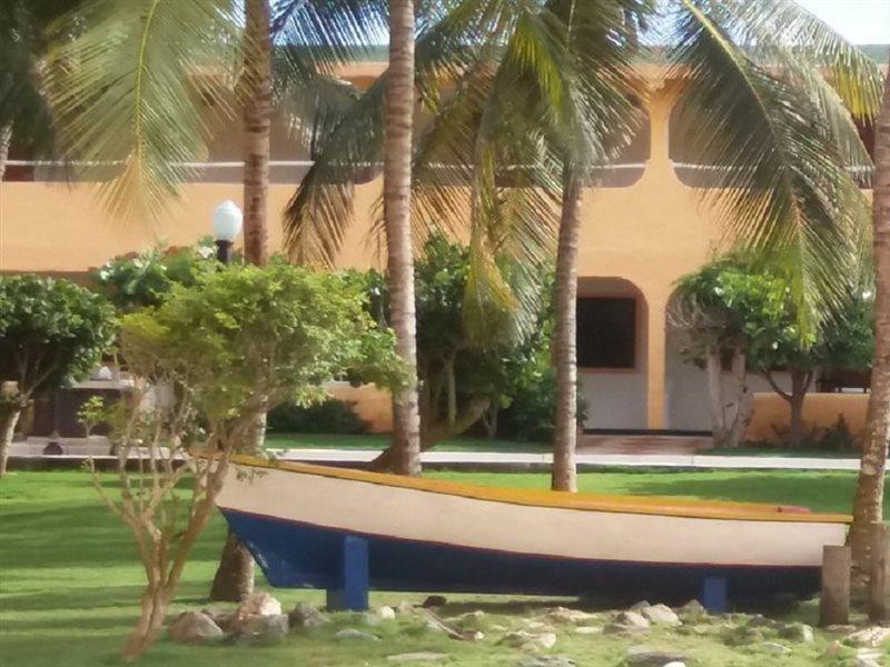Hotel Portofino Complex à Playa El Agua Extérieur photo