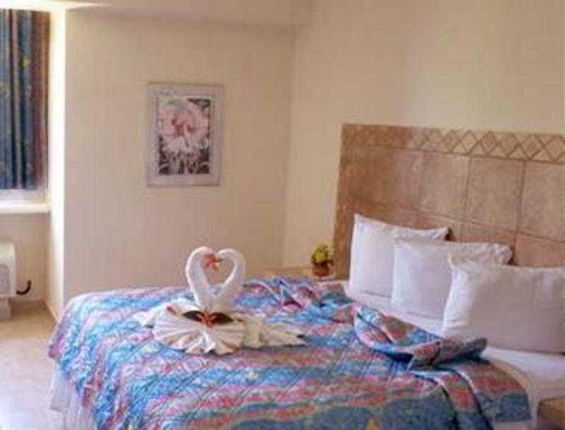 Hotel Portofino Complex à Playa El Agua Extérieur photo
