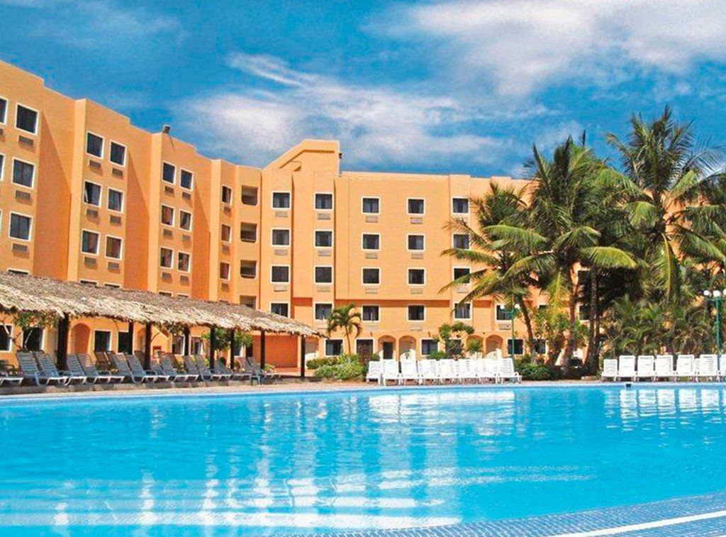Hotel Portofino Complex à Playa El Agua Extérieur photo