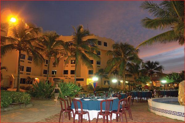 Hotel Portofino Complex à Playa El Agua Extérieur photo